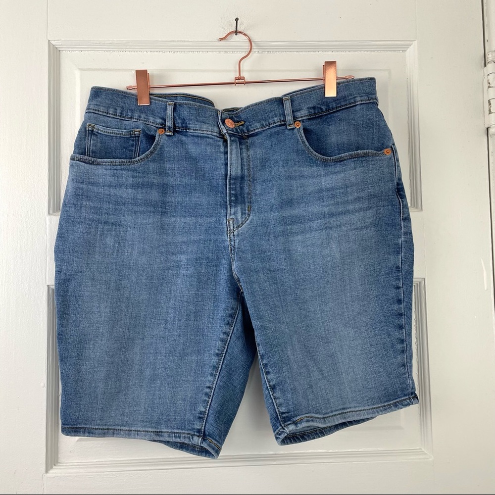 Classic High-Rise Denim Shorts in Light Blue